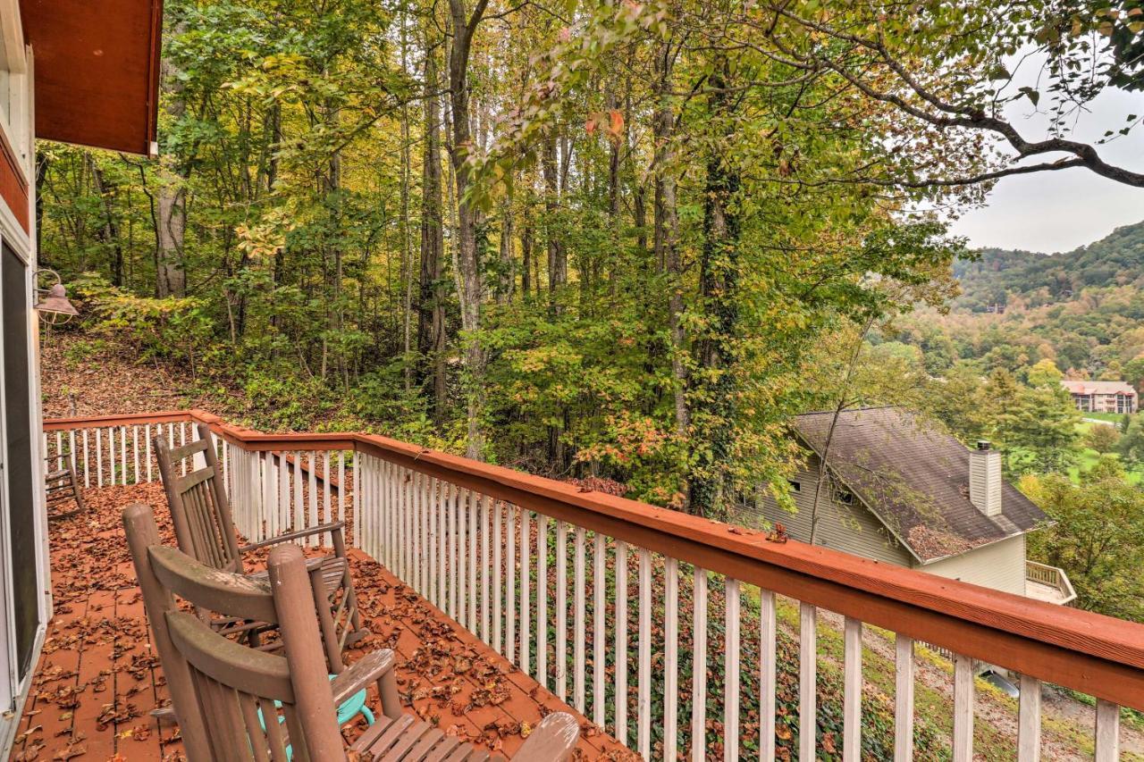 Rustic Red Cabin With Deck In Maggie Valley Club! Kültér fotó